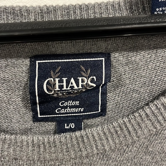 CHAPS sweater - Picture 3 of 4